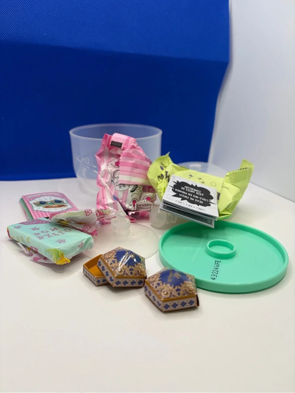Harry Potter Make it Mini Honeydukes - Chocolate Frogs (only opened)